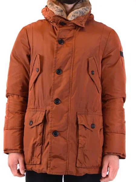 Яке Peuterey кафяво