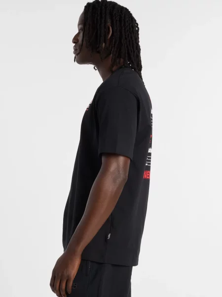 Спортивна футболка New Balance чорна