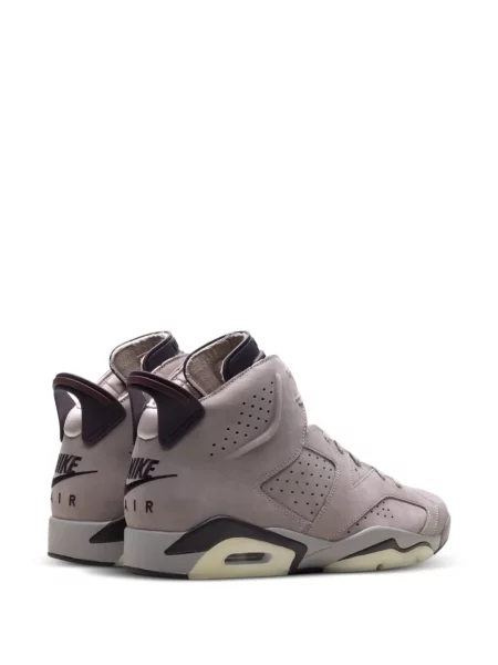 Sneakerși Jordan violet