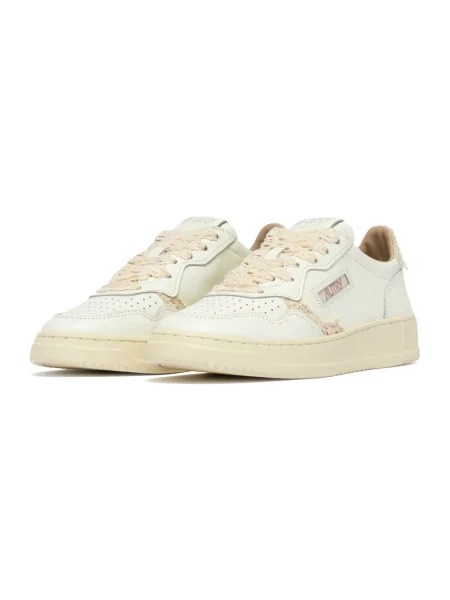 AUTRY sneakersy skórzane Medalist Low białe
