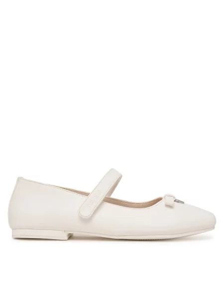 Nizki čevlji Mayoral bela