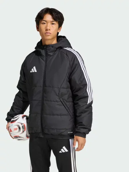 Демисезонная куртка Adidas черная