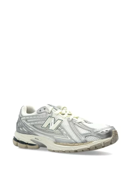 Sneakerși New Balance plasă