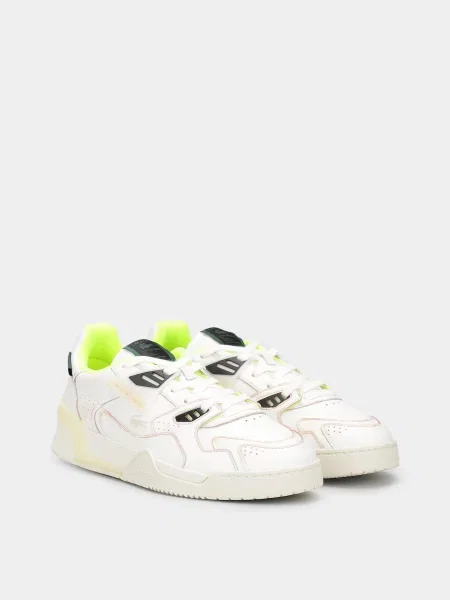 Кожаные кроссовки Lacoste бежевые