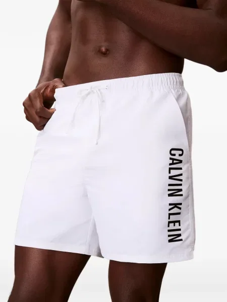 Pantaloni scurți Calvin Klein cu cordon alb
