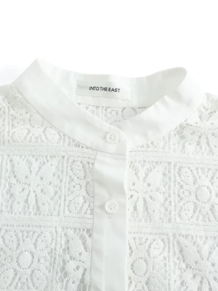 Haftowana bluzka Into The East biała