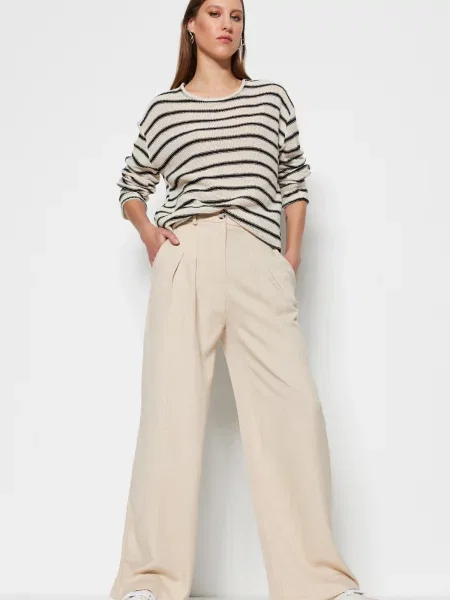 Pantaloni Trendyol de in