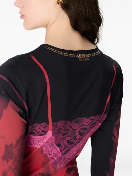 Rochie Marine Serre cu imagine din jerseu de costum roșu