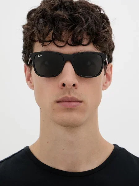 Ray-Ban férfi négyzet alakú napszemüveg fekete
