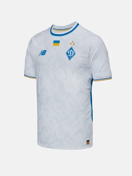 Футболка New Balance белая