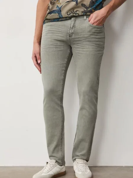 Medicine slim fit traperice za muškarce zelena