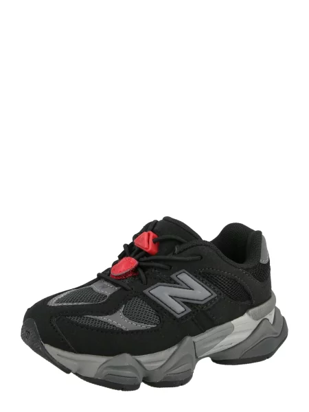 Sneakersy New Balance čierna