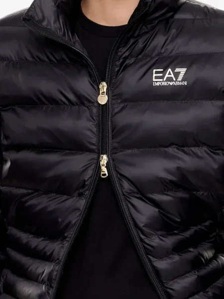 Geacă Ea7 Emporio Armani cu glugă negru