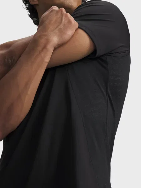 Футболка Under Armour чорна