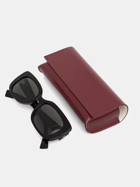 Солнцезащитные очки Gucci черные