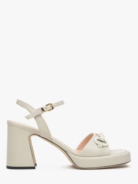 Кожаные босоножки Evaluna