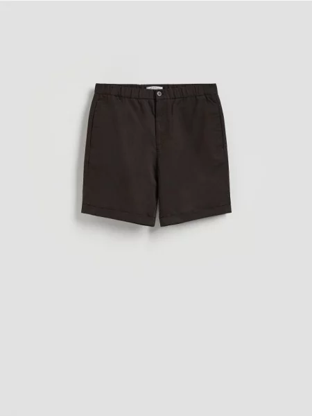 Reserved Pantaloni scurți regular cu adaos de in maro-închis maro