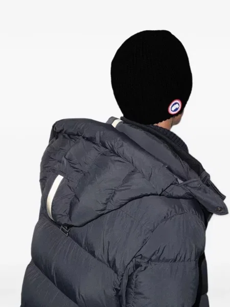 Căciulă Canada Goose tricotate cu autograf negru