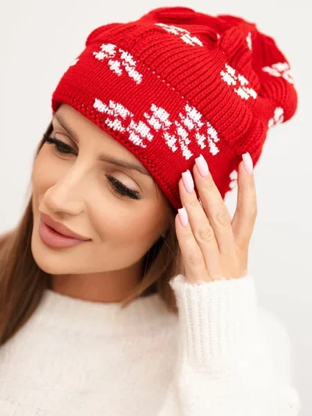 Вълнена шапка Kesi бяло