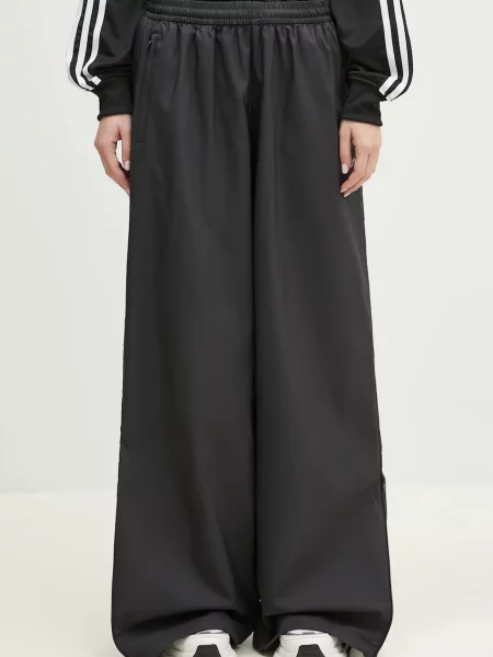 Спортивные штаны Adidas Originals с аппликацией черные