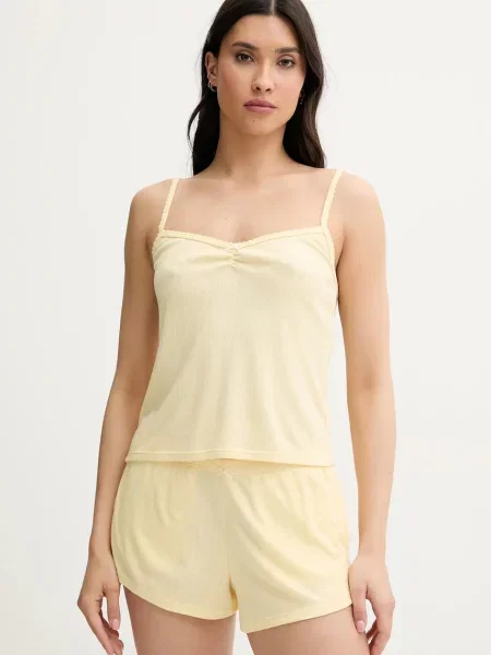 Пижама Hollister Co. жълто