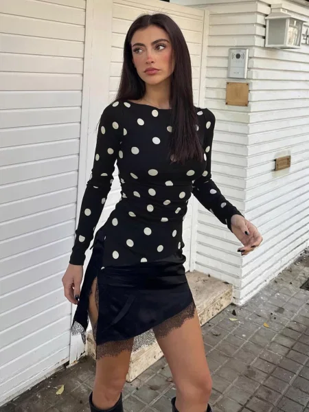 Bershka Asymetryczna Koszulka Z Długim Rękawem Kobieta M / Czarny biały