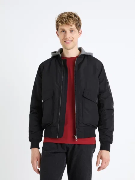 Bomber jakna Celio s kapuco črna