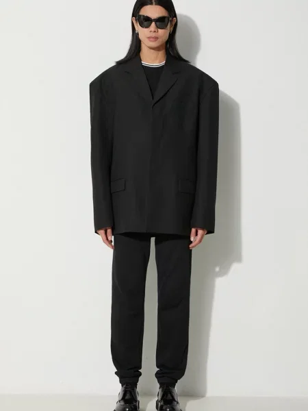 Спортивні штани Fred Perry з аплікацією чорний