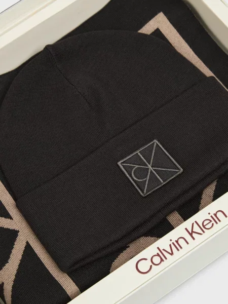 Шапка Calvin Klein чорна