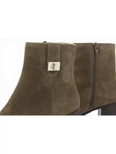Pantofi Piesanto maro