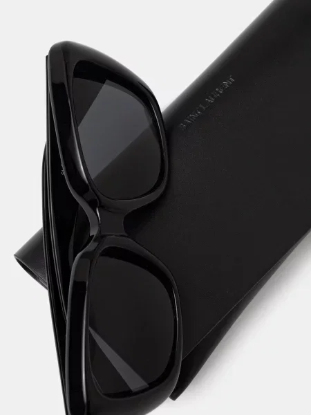 Солнцезащитные очки Saint Laurent