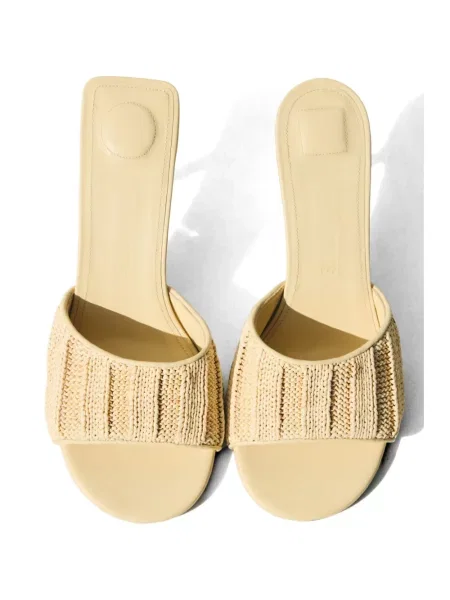 Sandalai Jacquemus