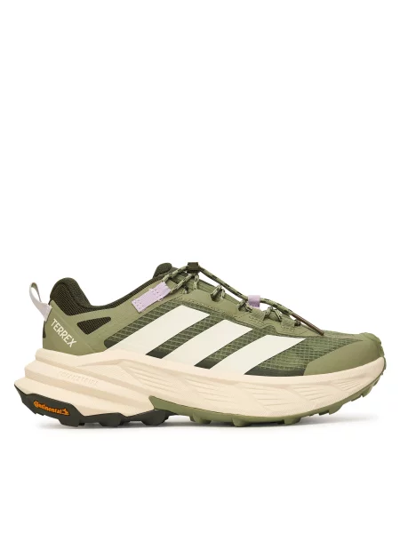 Pantofi Adidas de drumeție verde