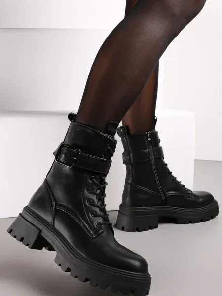 Botine worker cu în jurul gâtului Galitrisa negre