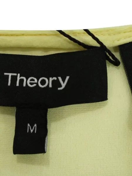 Maiou Theory cu decolteu în V galben