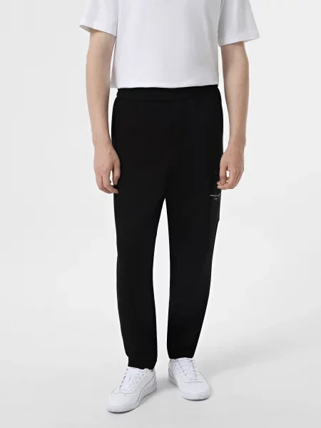 Спортивные штаны Emporio Armani черные