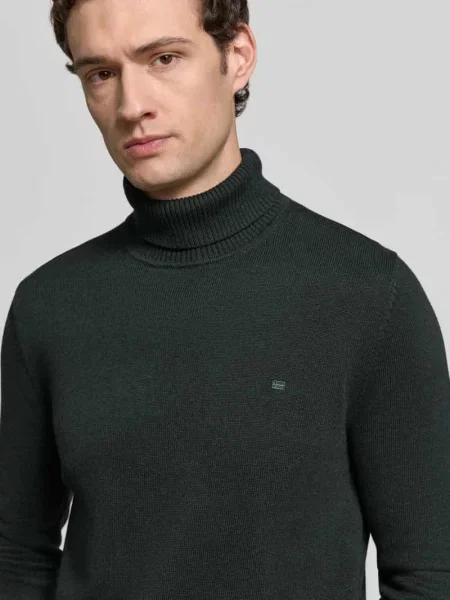 Sweter z dzianiny w kroju regular fit z mieszanki bawełny i wełny z golfem Christian Berg Men