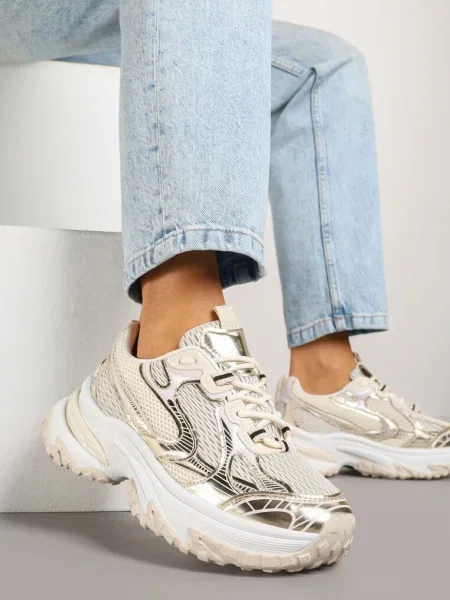Sneakersy na Platformie z Geometrycznym Wzorem Mevriane złote