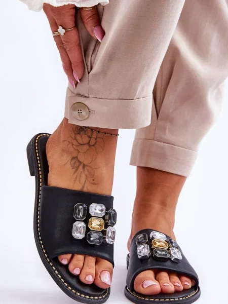 Sandali Kesi kamni črna