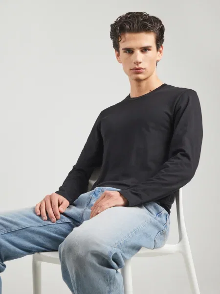 Mavi Tricou negru
