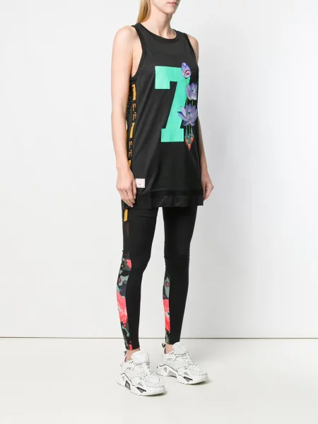 Rochie Puma cu perforații de costum negru