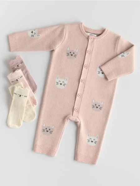 Reserved Dzianinowy kombinezon brudny róż