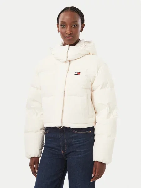 Tommy Jeans Пухено яке Alaska Cropped Fit бял