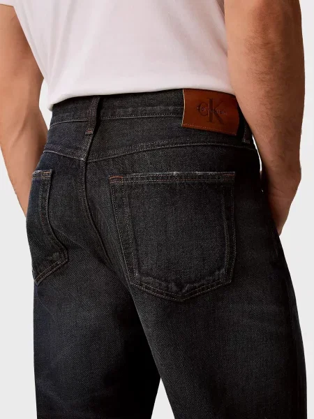Прямые джинсы Calvin Klein Jeans черные