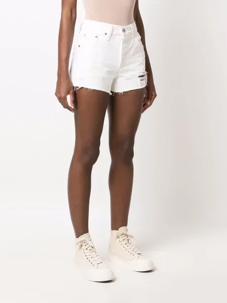 Šortai Levi's® su nubrozdinimais balta