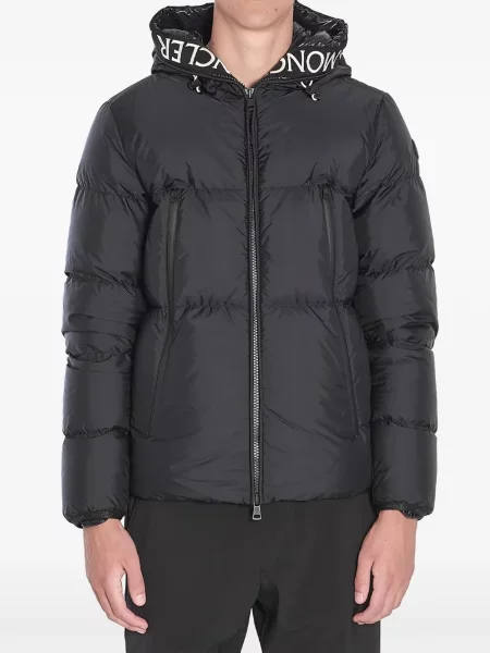 Bunda Moncler černá