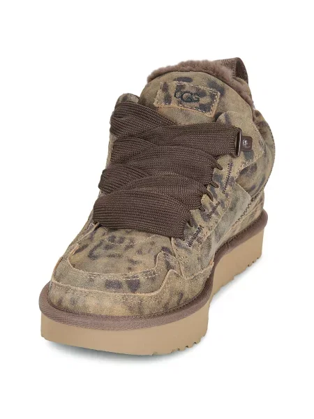 Pantofi Ugg din piele cu buline maro