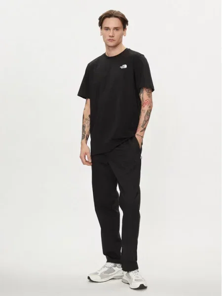 The North Face T-Shirt Redbox Regular Fit μαύρο