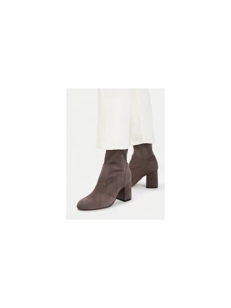 Aulinukai Nine West pilka