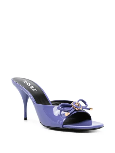 Papuci tip mules Versace din piele de lac violet